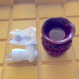 Scentsy - ROMA - Plug-In Wall Wax Warmer - Brown -